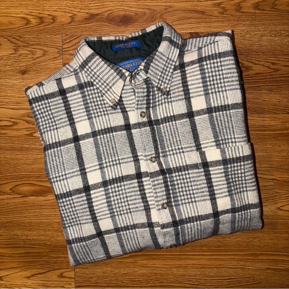 Vintage 1960’s Pendleton Wool Flannel Shirt Made In USA - Picture 2 of 9